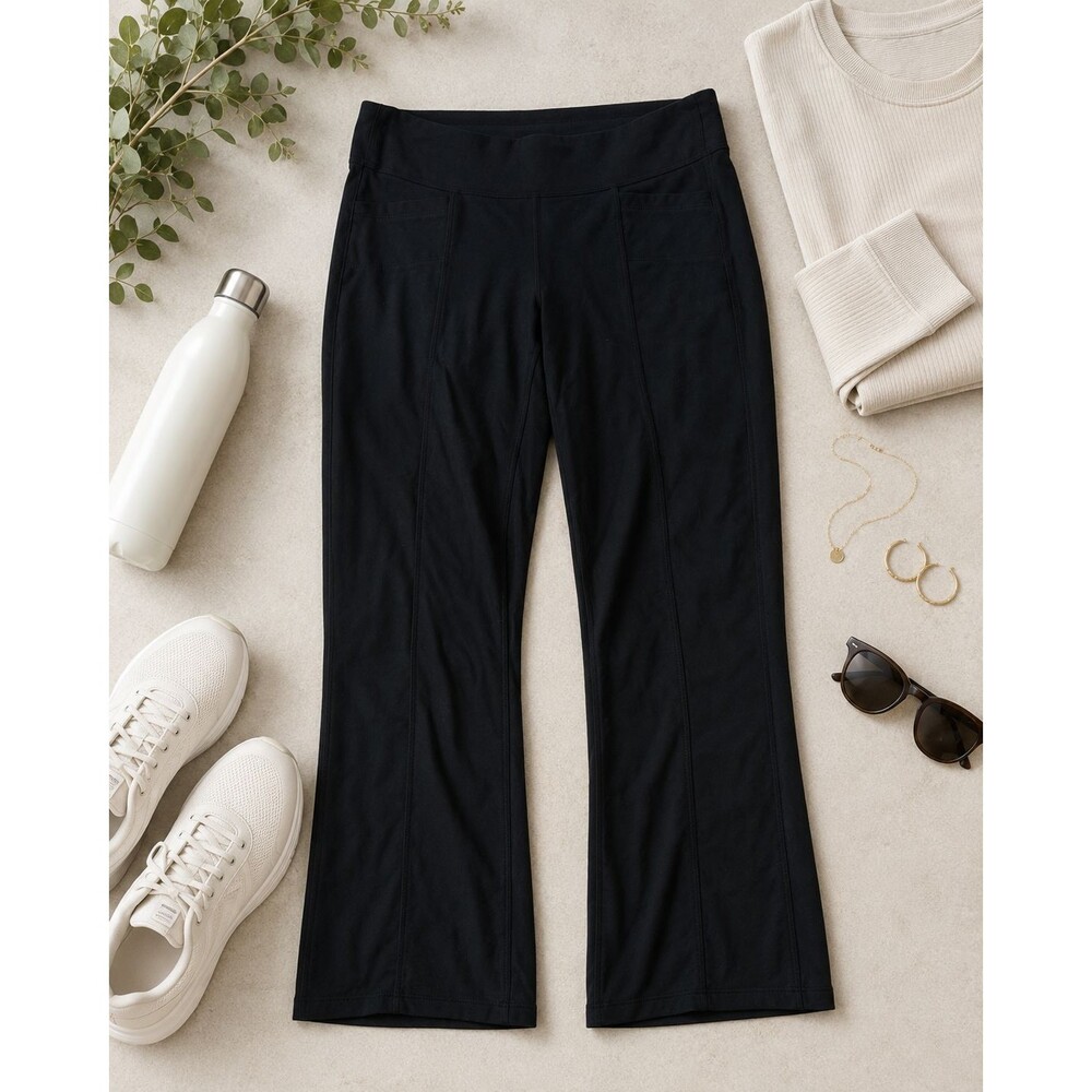 Athleta Women’s Small Black Flare Pull-On Pants Pockets Yoga Travel